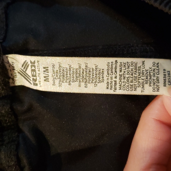 RBX, Women's, Black Skort, Size Medium w/side pockets and drawstring waist - Picture 4 of 5